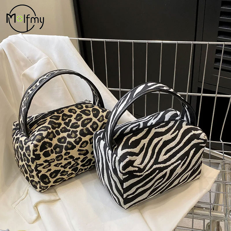 Leopard Makeup Bag Luxury  Lar - огляд і ціна Luxury Skincare Organizer