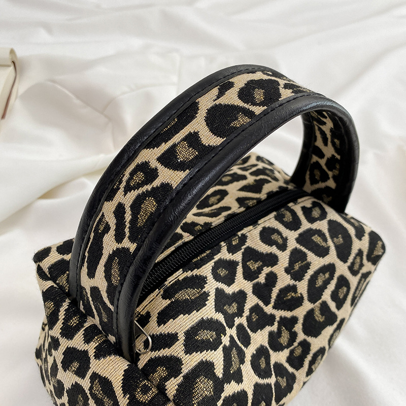 Leopard Makeup Bag Luxury  Lar - огляд і ціна Luxury Skincare Organizer